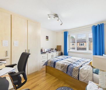 4 bedroom detached house to rent - Photo 5