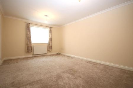 3 bedroom detached house to rent - Photo 2