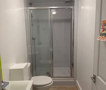 6 Bed End Terrace, Egremont Place, BN2 - Photo 2