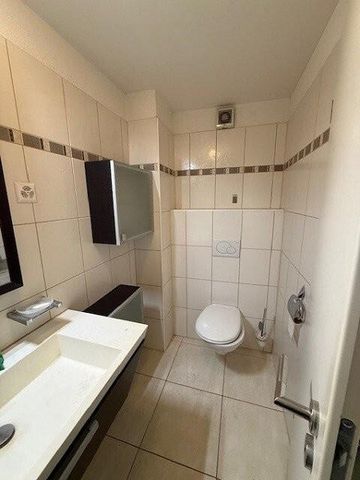 Charmante Wohnung mit schönem gedecktem Sitzplatz + grossem Garten - Photo 3