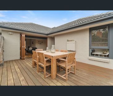 1/40 Bondi Avenue, Frankston, Vic 3199 - Photo 1