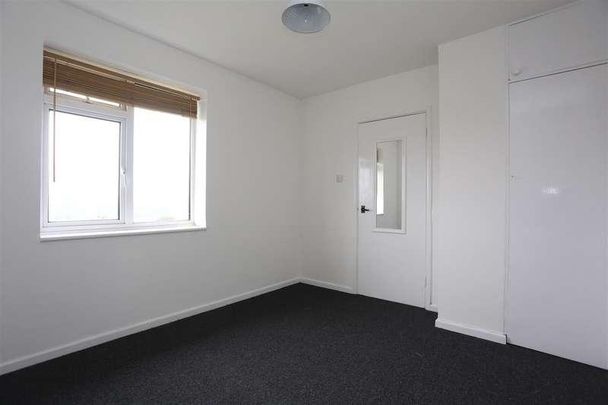 Staplefield Drive, Brighton, BN2 - Photo 1