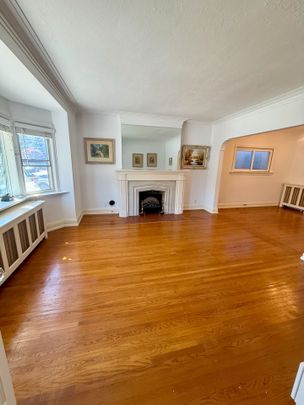 For Lease - 138 Glenwood Crescent, Toronto, Ontario - Photo 1