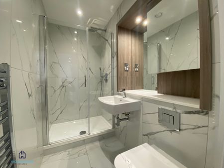 Papermill House, South Street, Romford, RM1 - One Bedroom Flat To Rent - £310pw / £1,345pcm - Photo 5