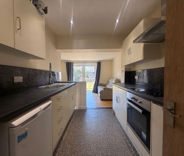 1 bedroom house of multiple occupation to rent - Photo 3