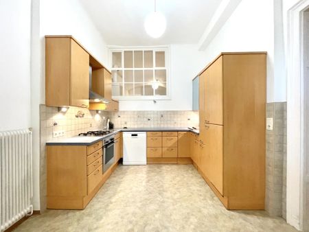 Große Altbauwohnung in Toplage auf der Praterstraße - Photo 2