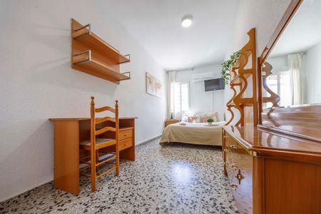 Carrer Caudiel, Valencia, Valencian Community 46011 - Photo 4