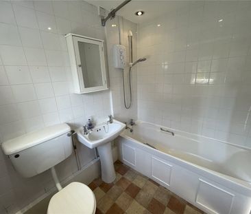 3 Village Lodge, Weston Park - Photo 4