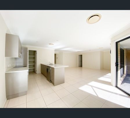 17 Drummer Street, Corlette, NSW 2315 - Photo 1