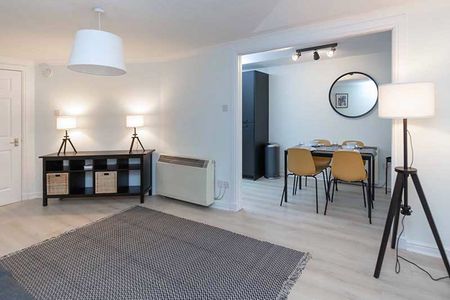 2 bedroom apartment to rent - Photo 3