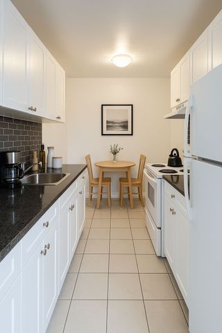 For Lease - 35 Confederation Drive Unit# 802, Toronto, Ontario - Photo 4