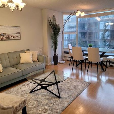 1 BED APT Downtown - SUBLET - Photo 1