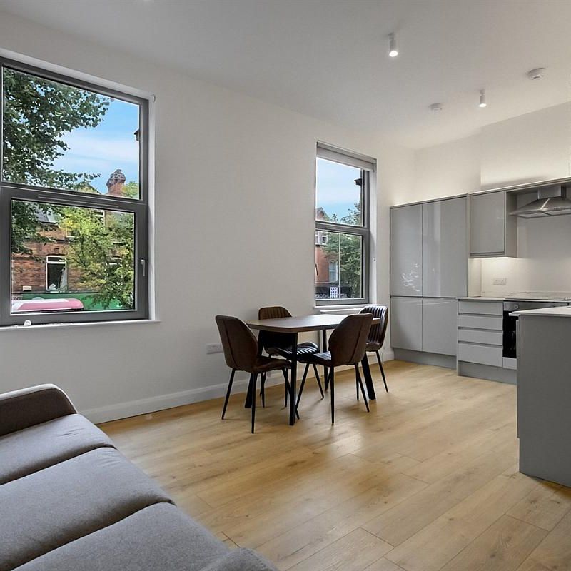 81a Botanic Avenue, Belfast BT7 1JL - Photo 1