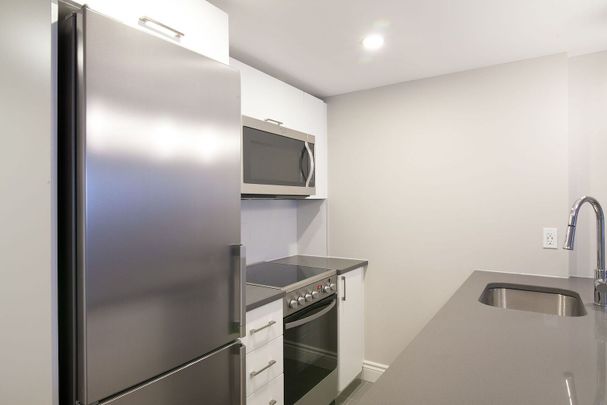 3460 Rue Durocher, Montréal, QC - Photo 1