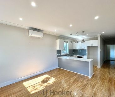 Modern 1 Bedroom Unit - Belmont South - Photo 6