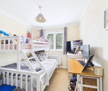 1 bedroom ground floor flat to rent - Photo 6