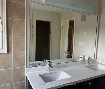 For Lease - 253 Harold Avenue, Whitchurch-Stouffville, Ontario - Photo 6