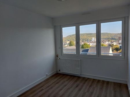Location Appartement 104m² VERNON 27200 - Photo 2