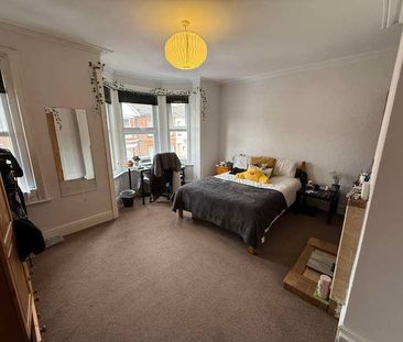 Tennyson Road, SO17 - Photo 3