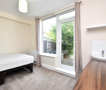1 bedroom property to rent Dunmow Road, Bishops Stortford, CM23 - Photo 5