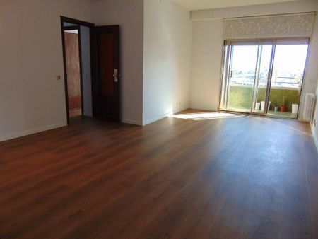 4 room luxury Apartment for rent in Madrid, Spain - Photo 2