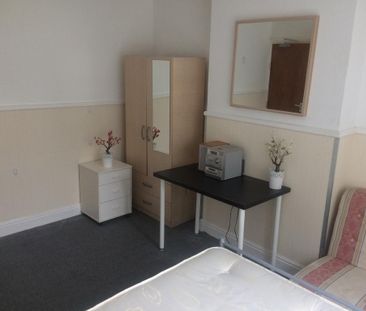 1 bedroom detached house to rent - Photo 2