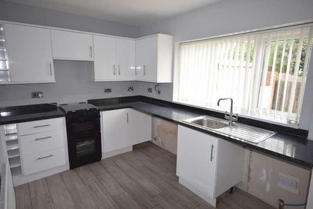 Colchester Place, Barrow-in-furness, LA13 - Photo 3