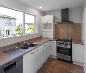 Kelson Living - Photo 5