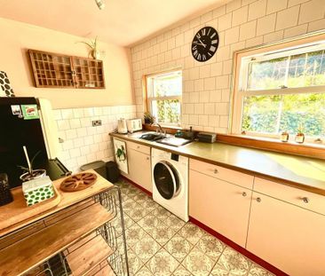 3 bedroom terraced house to rent - Photo 3