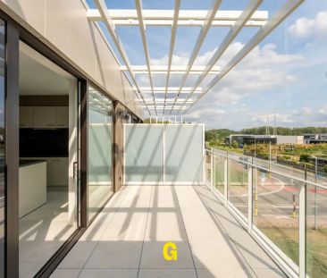 Knap nieuwbouwappartement op de hoogste verdieping in residentie Bella Vista, met twee terrassen en prachtige zichten, inclusief 2 standplaatsen, vlak bij het c - Photo 6