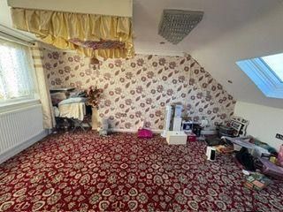 4 bedroom semi-detached house to rent - Photo 1