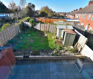 3 bedroom semi-detached house to rent - Photo 5