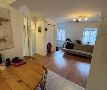 JUILLET-AOÛT GRATUIT—4 ½ Vieux-Québec - Photo 1
