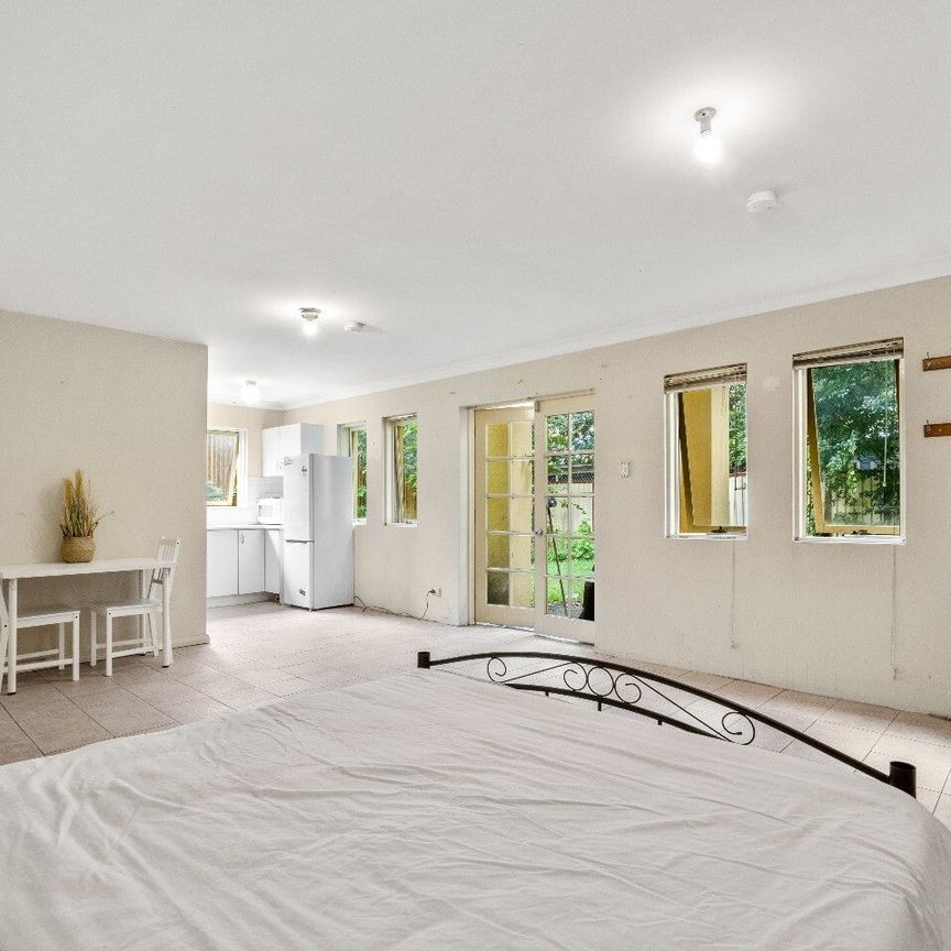 Enmore - Photo 1