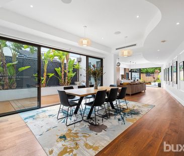Stunning 3 Bedroom, 4 Bathroom, 2 Living Area Home with Double Garage! - Photo 6