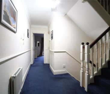 4 bedroom terraced house to rent - Photo 4