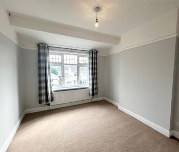 3 bedroom semi-detached house to rent - Photo 6