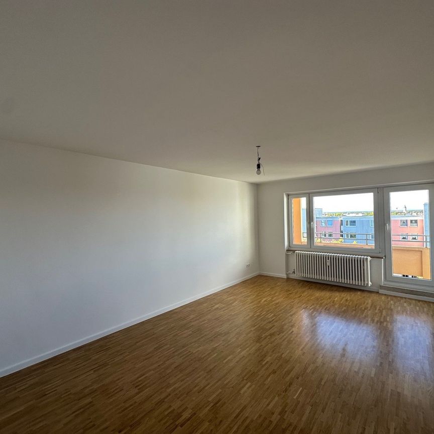 Charmante Wohnung mit Ausblick - Foto 1