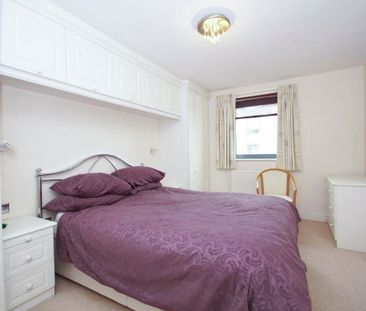 A 2 Bedroom Flat in Imperial Lane GL50 1PR - Photo 1