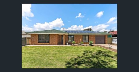 Ideal Low Maintenance Family Home PLUS Solar! - Photo 3