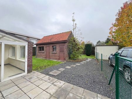 Vrijstaande woning met drie slaapkamers, tuin en garage - Photo 5