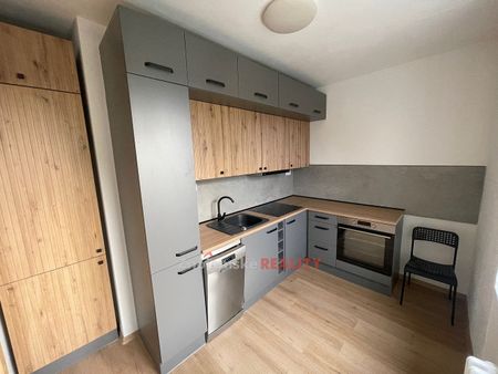 Pronájem bytu 2+1 55 m² - Фото 2