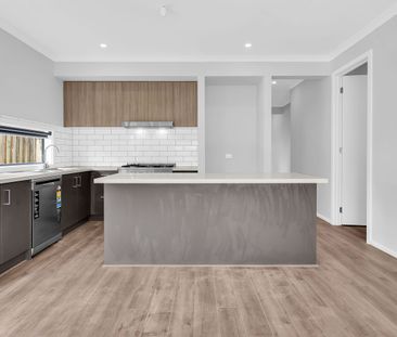 4 Valance Street, Tarneit, Vic 3029 - Photo 6