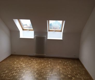 APPARTEMENT AVEC BALCON PROCHE DE TOUTES LES COMMODITES - Foto 2