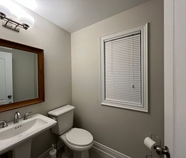 For Lease - 23 LOCKERBIE Crescent, Collingwood, Ontario - Photo 1