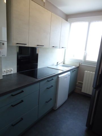 Location Appartement 5 pièces 74m² NEVERS 58000 - Photo 3