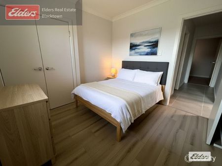 Beautiful, modern 2-bed flat - Photo 4
