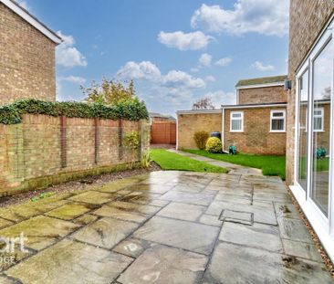 3 bedroom semi-detached house to rent - Photo 3