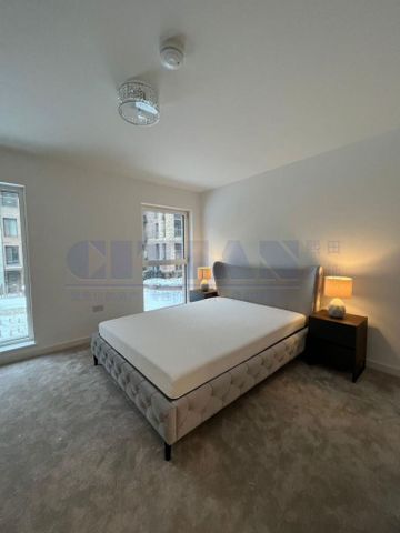 Cantwell house, 3-13 shipbuilding way, E13 - Photo 4