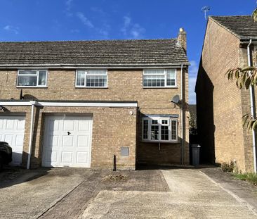 3 bedroom semi-detached house to rent - Photo 2